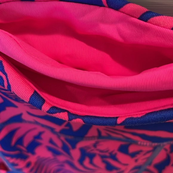 Never worn super cute Lilly Pulitzer luxletic pants! - Picture 3 of 5